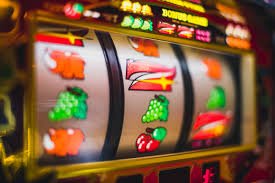 Filipino players enjoying mobile sports and casino content on filbet app